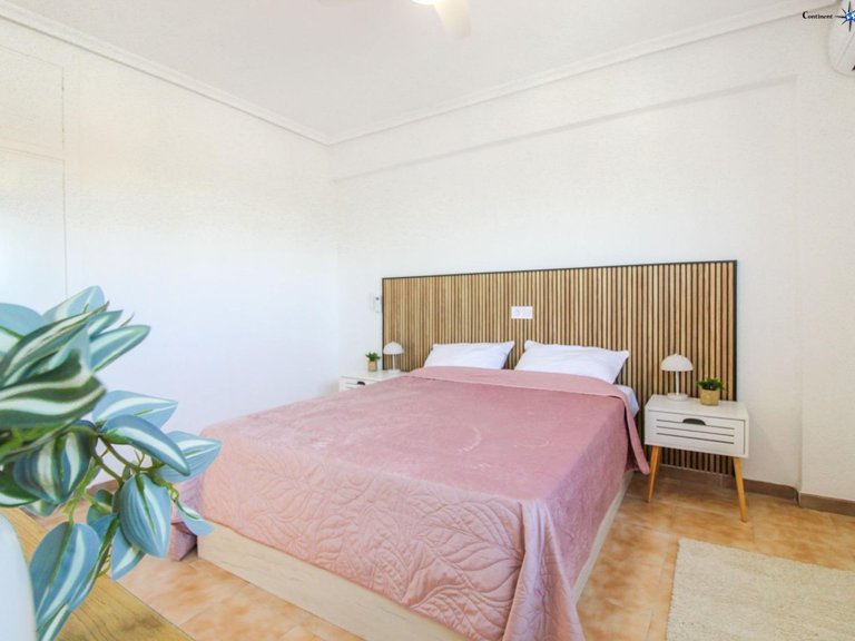 Penthouse for Sale in Torrevieja, Alicante 13