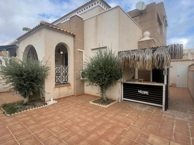 Town House for Sale in Costa Blanca Torrevieja, Alicante 1