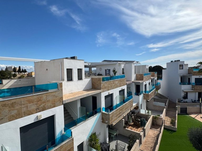 Town House for Sale in Inland Bigastro, Alicante 2