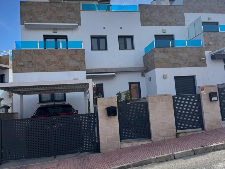 Town House for Sale in Inland Bigastro, Alicante 3