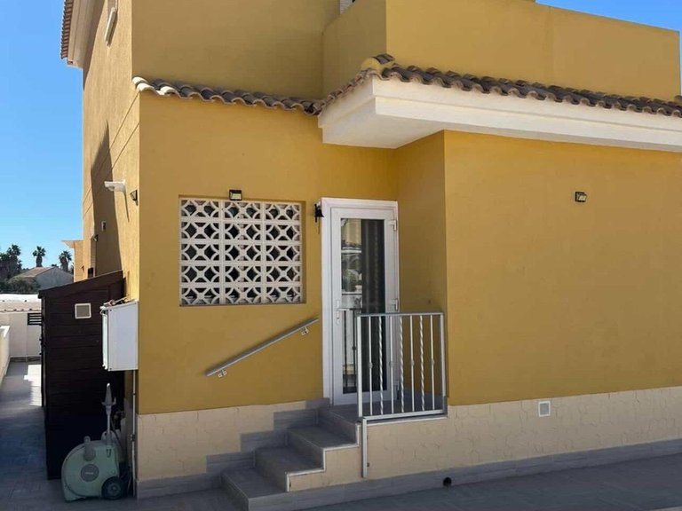 Villa for Sale in Inland Algorfa, Alicante 12