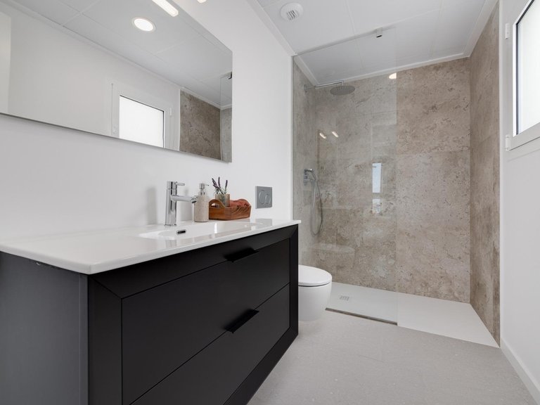 Villa for Sale in Mutxamel, Alicante 11