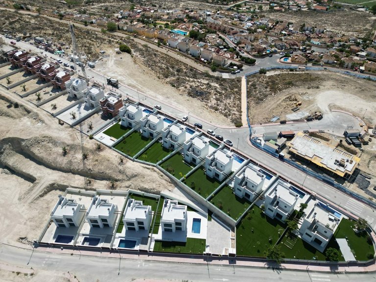 Villa for Sale in Muchamiel, Alicante 25