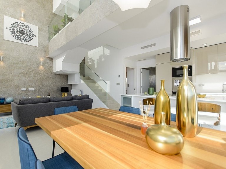 Villa for Sale in Los Montesinos, Alicante 9