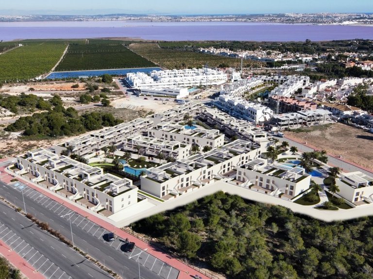 Villa for Sale in Torrevieja Los Balcones, Alicante 18