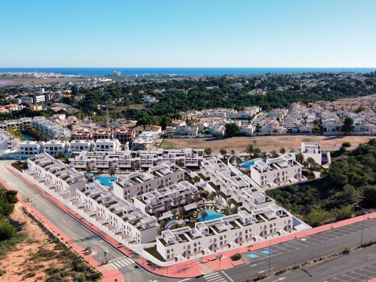 Villa for Sale in Torrevieja Los Balcones, Alicante 19