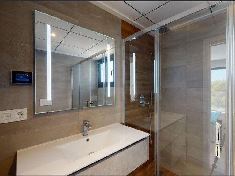 Villa for Sale in Urb. Don Mar, La Nucía, Alicante 16