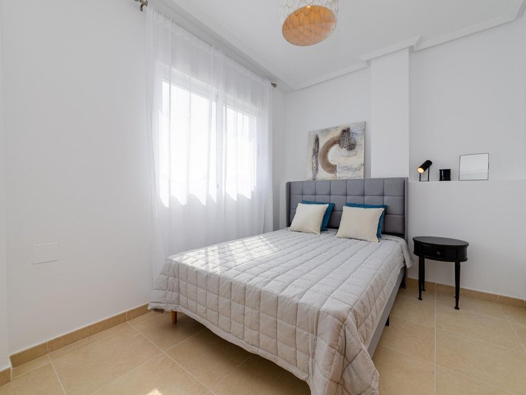 Villa for Sale in El Oasis San Fulgencio, Alicante 24