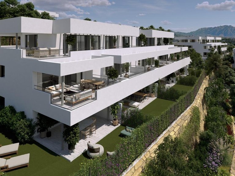 Apartment for Sale in Manilva - San Luís De Sabinillas, Casares, Malaga 1