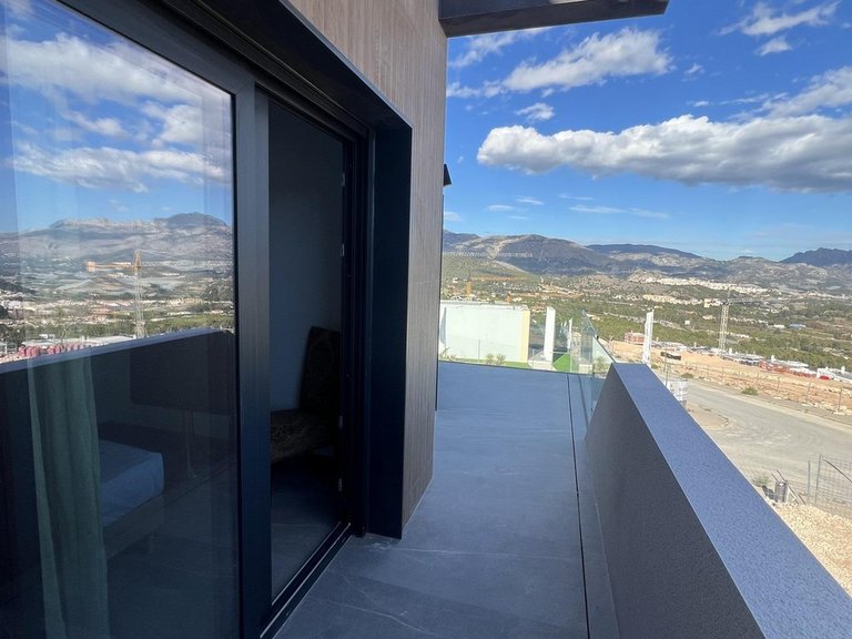 Villa for Sale in Polop, Alicante 28