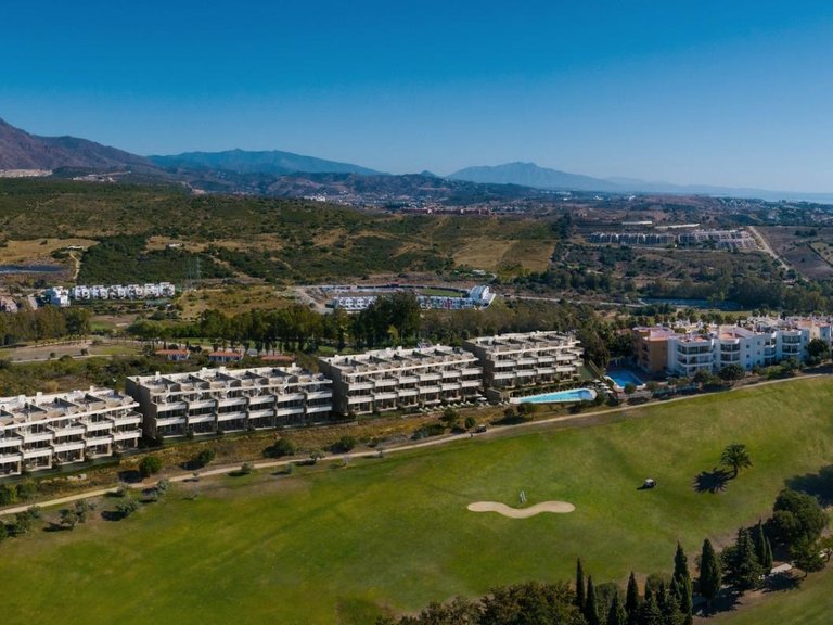 Apartment for Sale in Buenas Noches, Estepona, Malaga 19