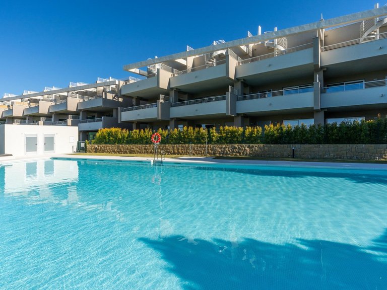 Apartment for Sale in Buenas Noches, Estepona, Malaga 4