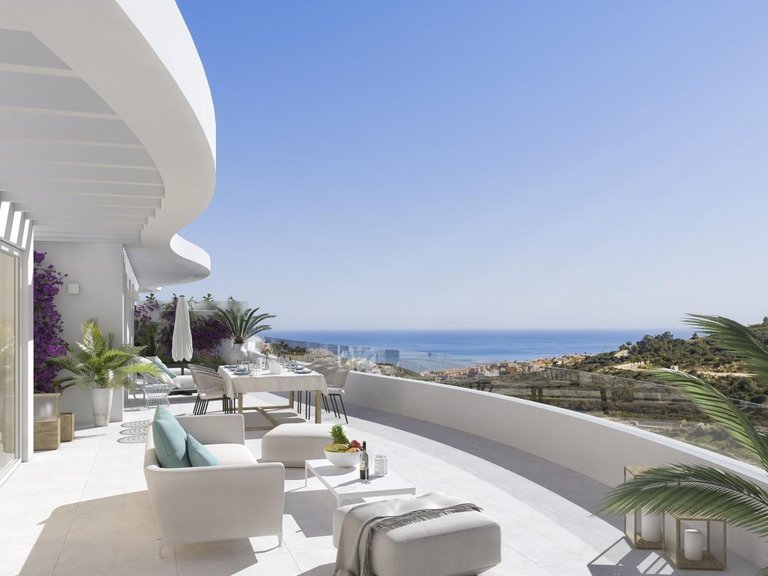 Apartment for Sale in Alcaidesa, San Roque, Cadiz 1