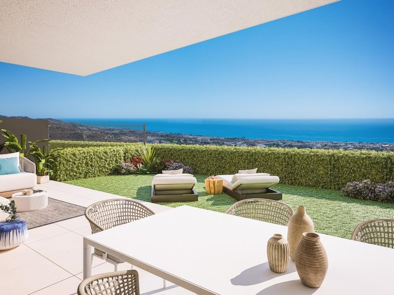 Apartment for Sale in urbanizacion, Rincon De La Victoria, Malaga 1