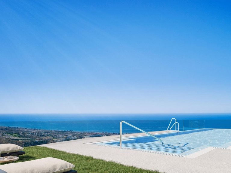 Apartment for Sale in urbanizacion, Rincon De La Victoria, Malaga 2