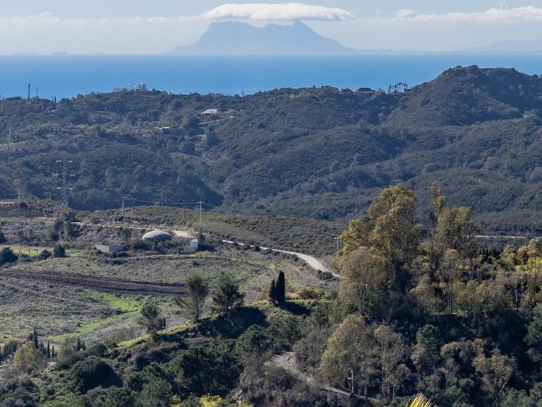 Apartment for Sale in Parque Botanico, Benahavís, Malaga 12