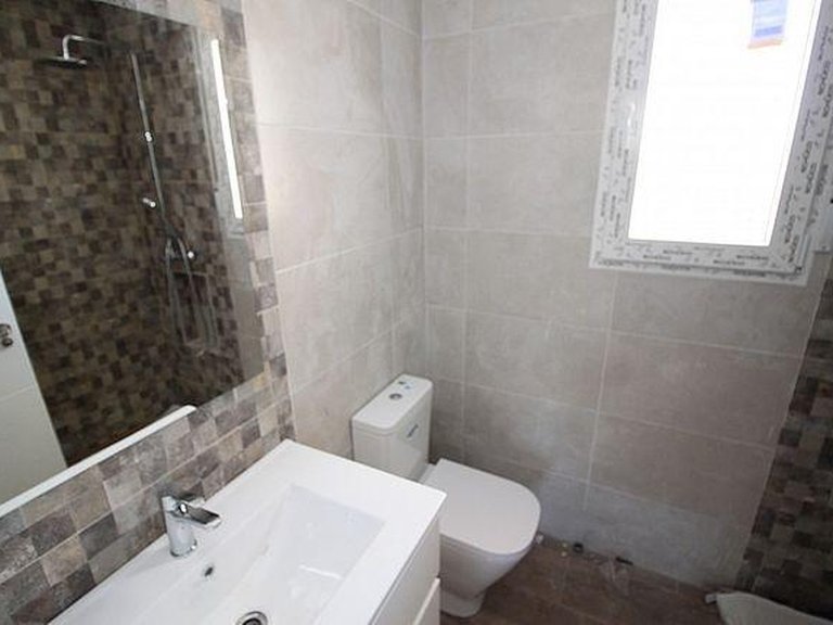 Villa for Sale in Pinoso, Alicante 13