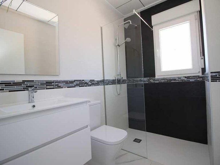 Villa for Sale in Pinoso, Alicante 11