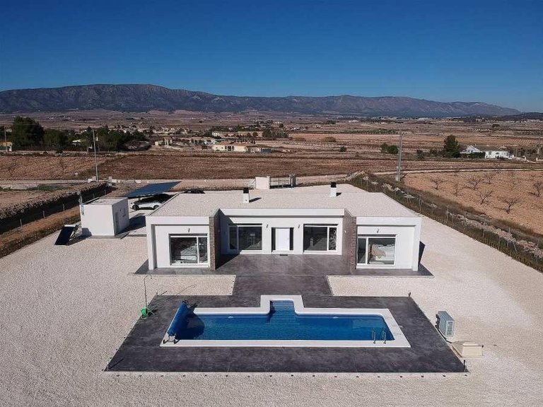 Villa for Sale in Pinoso, Alicante 18