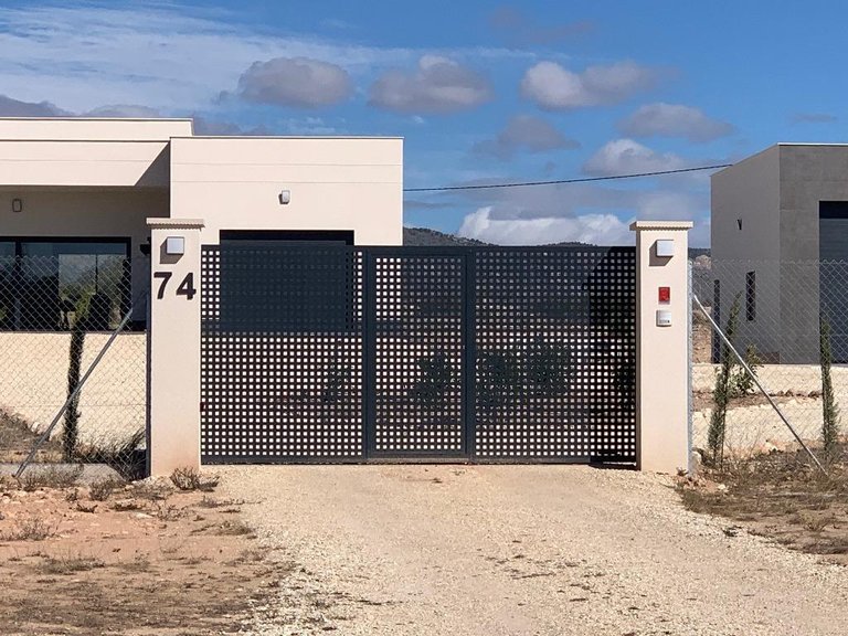 Villa for Sale in Pinoso, Alicante 5