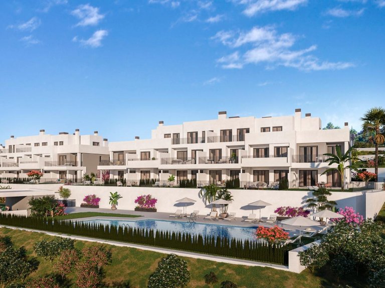 Apartment for Sale in Alcaidesa, La Linea De La Concepcion, Cadiz 1