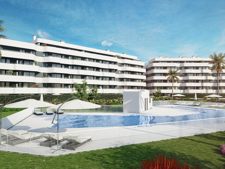 Apartment for Sale in Los Alamos, Torremolinos, Malaga 2