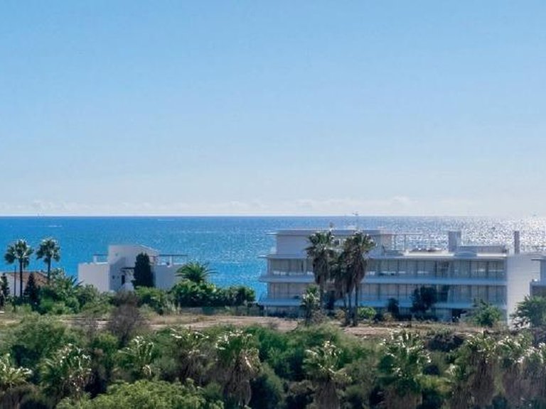 Apartment for Sale in La Gaspara, Estepona, Malaga 8