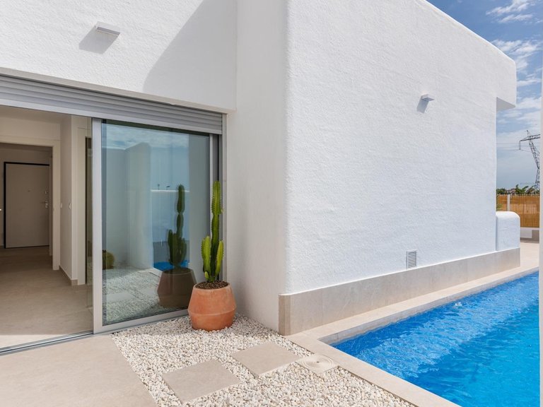 Villa for Sale in Los Alcazares, Murcia 5