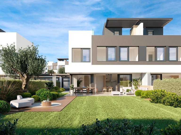 Villa for Sale in Atalaya Golf, Estepona, Malaga 1