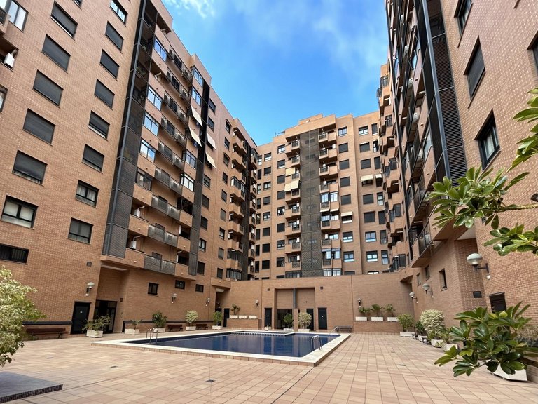 Apartment for Sale in Alicante, Alicante 16