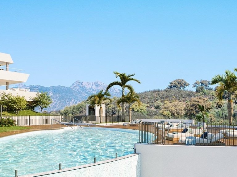 Apartment for Sale in Los Monteros, Marbella, Malaga 5