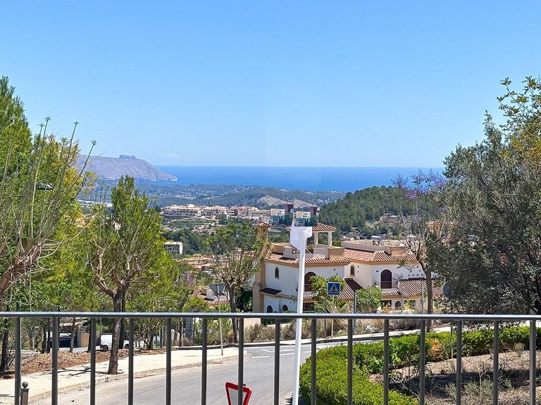 Villa for Sale in PAU 1, Polop, Alicante 3