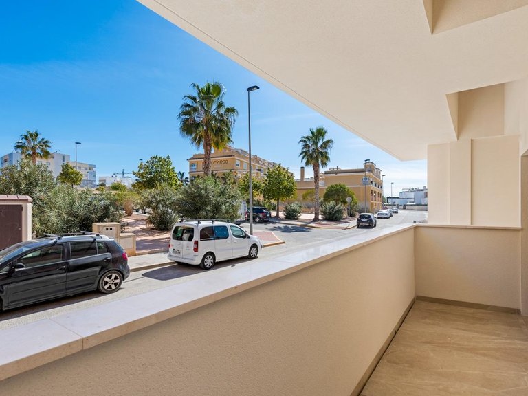 Apartment for Sale in Pueblo Benijofar, Alicante 25