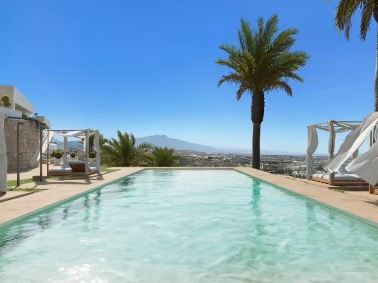 Apartment for Sale in Selwo Estepona, Malaga 1