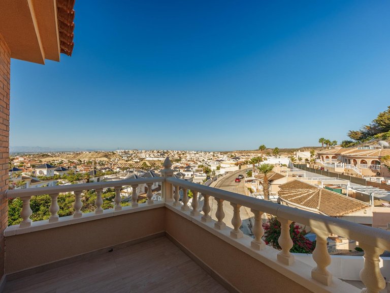 Villa for Sale in Rojales, Alicante 39