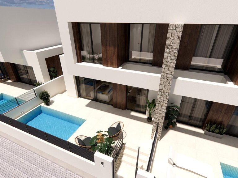 Villa for Sale in Urbanizacion Dolores, Alicante 13