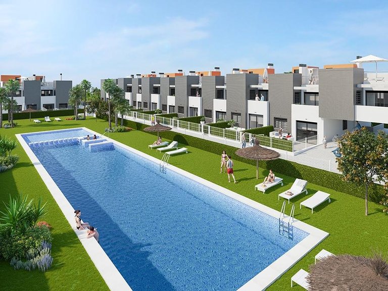 Apartment for Sale in Altos del Sol, Torrevieja, Alicante 1