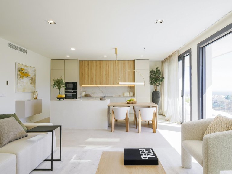 Villa for Sale in Higueron, Fuengirola, Malaga 38