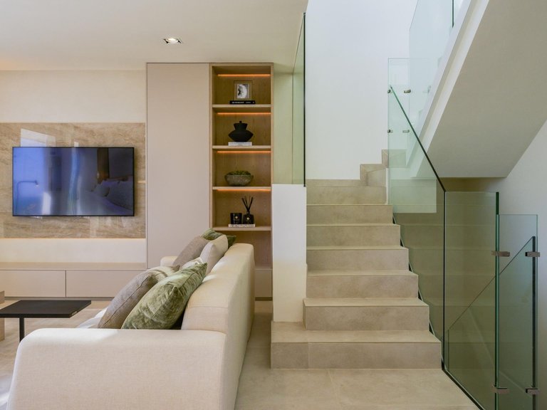 Villa for Sale in Higueron, Fuengirola, Malaga 40