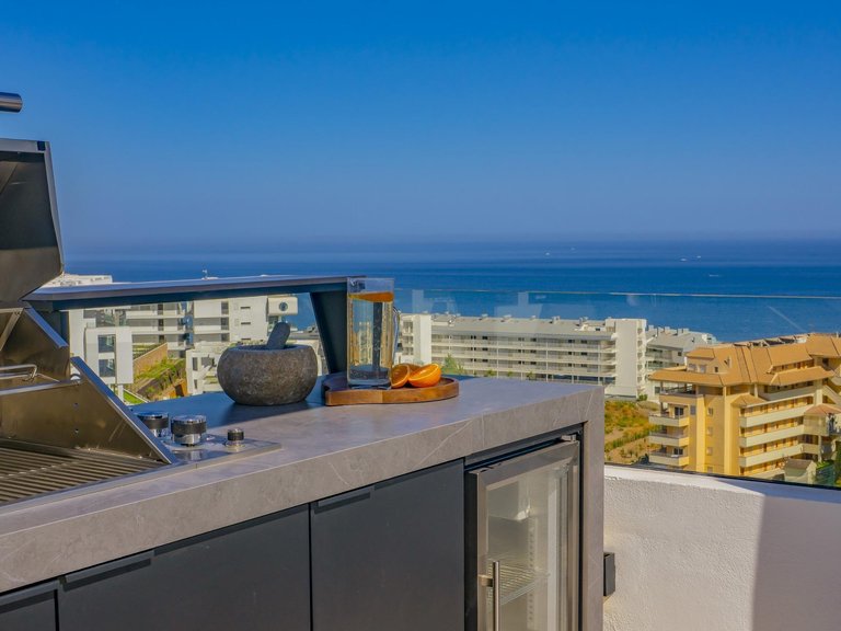 Villa for Sale in Higueron, Fuengirola, Malaga 23