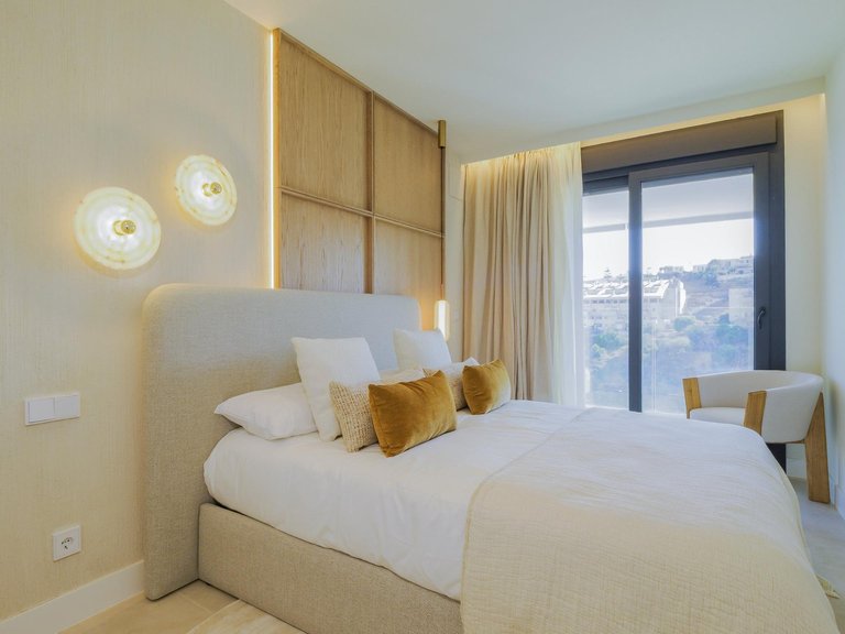 Villa for Sale in Higueron, Fuengirola, Malaga 50