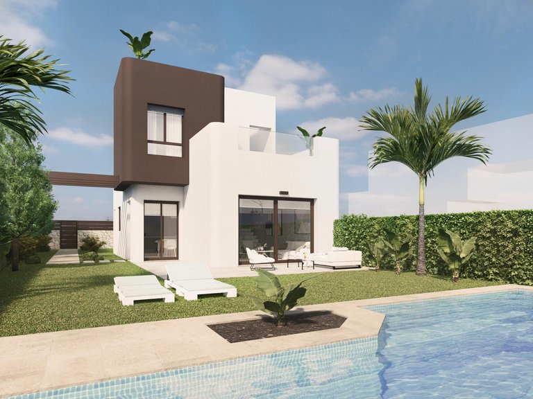 Villa for Sale in Lo Romero Golf, Pilar De La Horadada, Alicante 1