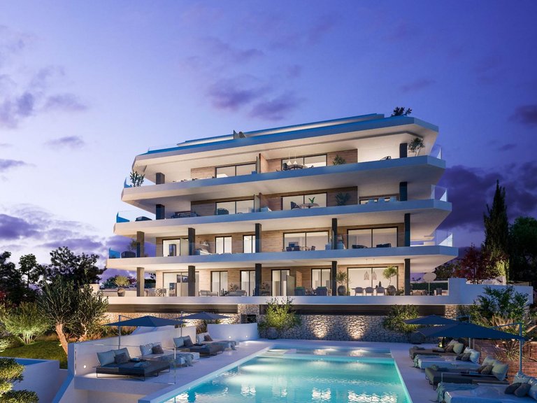 Apartment for Sale in Higueron, Fuengirola, Malaga 1