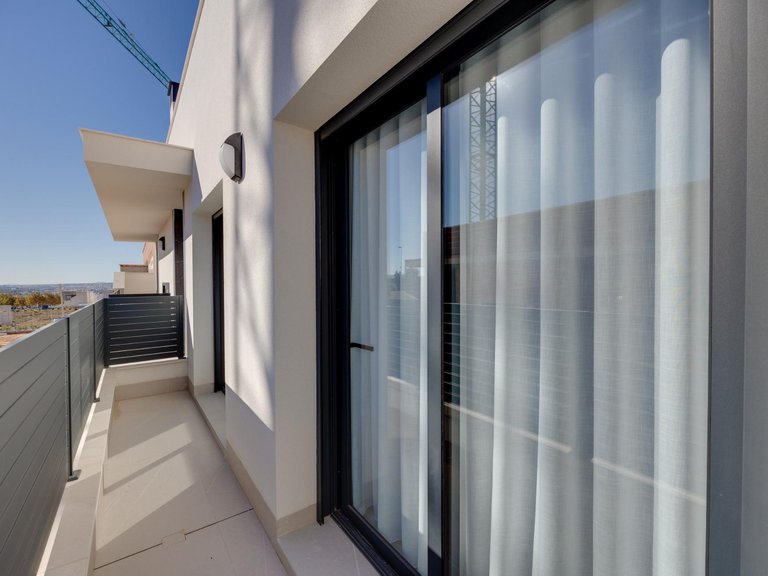 Villa for Sale in Sector 25 Torrevieja, Alicante 34