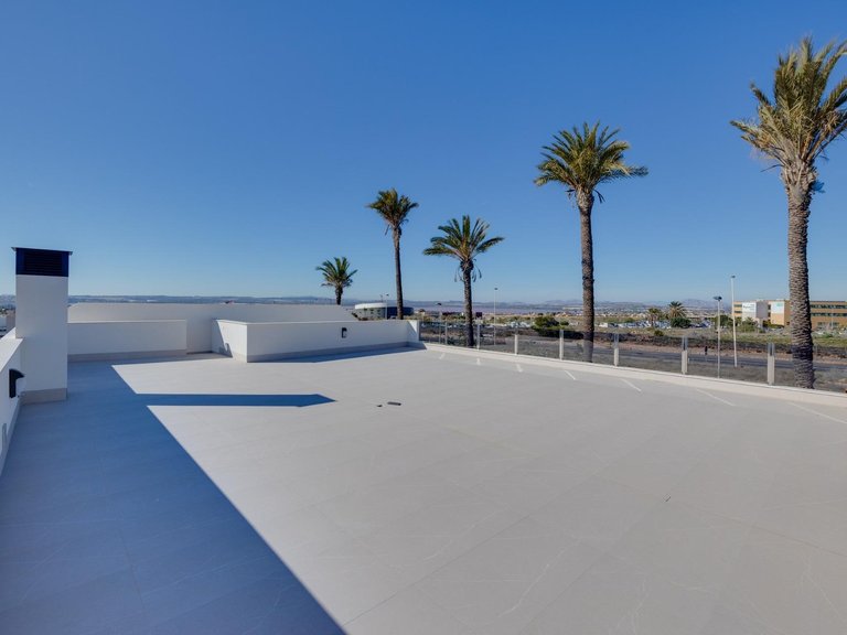 Villa for Sale in Sector 25 Torrevieja, Alicante 36