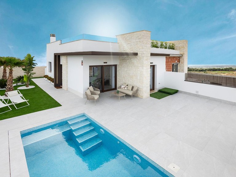 Villa for Sale in Orihuela Vistabella Golf Entre Naranjos, Alicante 4