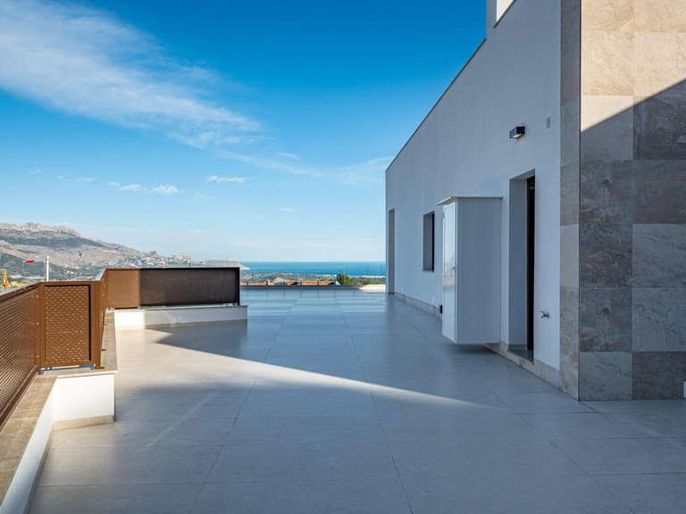 Villa for Sale in Polop Hills, Polop, Alicante 9