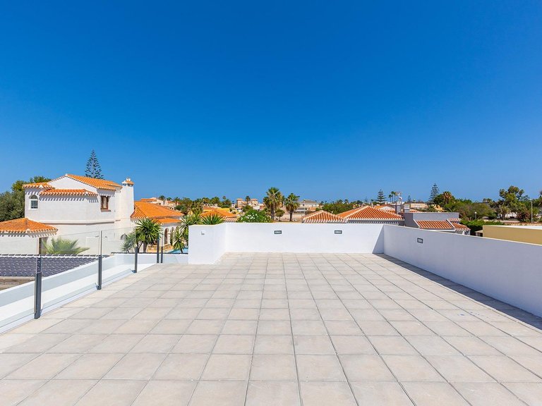 Villa for Sale in Torrevieja Los Balcones, Alicante 12