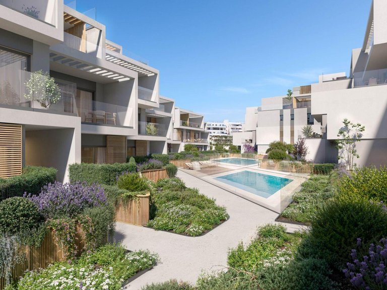 Apartment for Sale in Nueva Andalucia, Marbella, Malaga 2