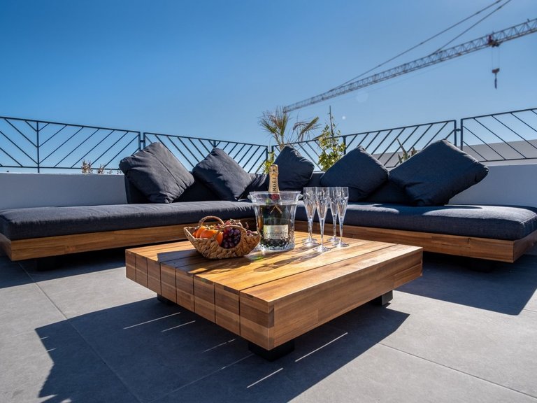 Villa for Sale in Urbanizaciones Polop, Alicante 8